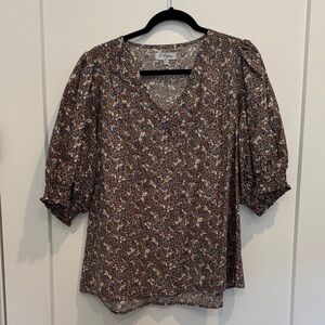 Beautiful Brown Floral Print Blouse with v-neck, puffy sleeves and elastic @ arm